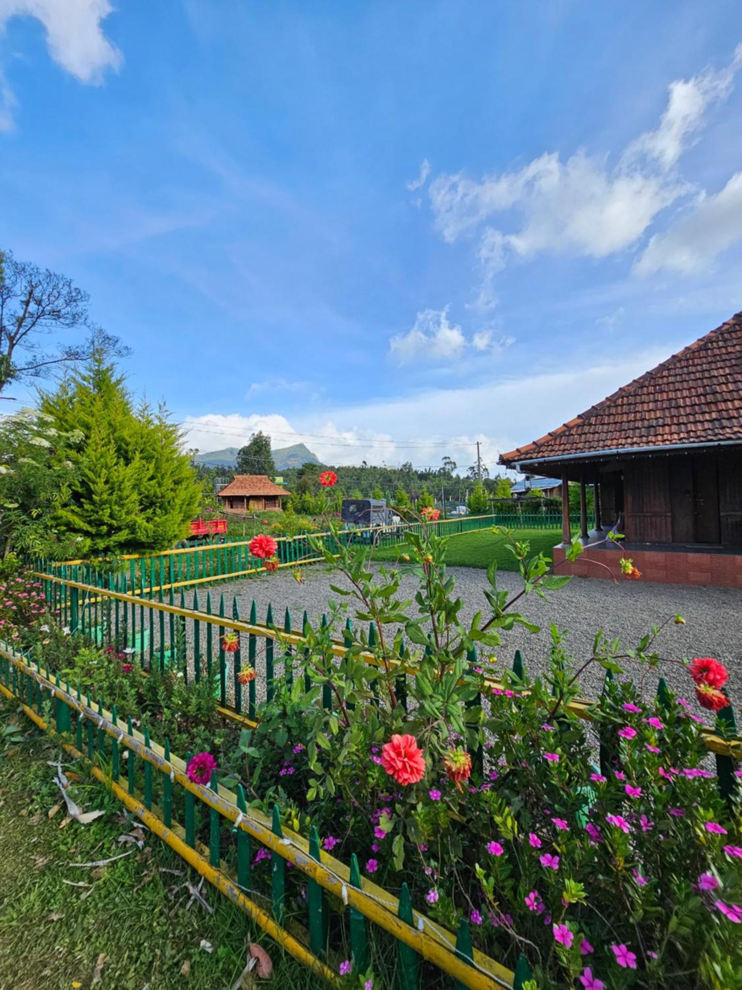 Nature Castle -Traditional Villa,Vattavada Kottakamboor Exterior photo